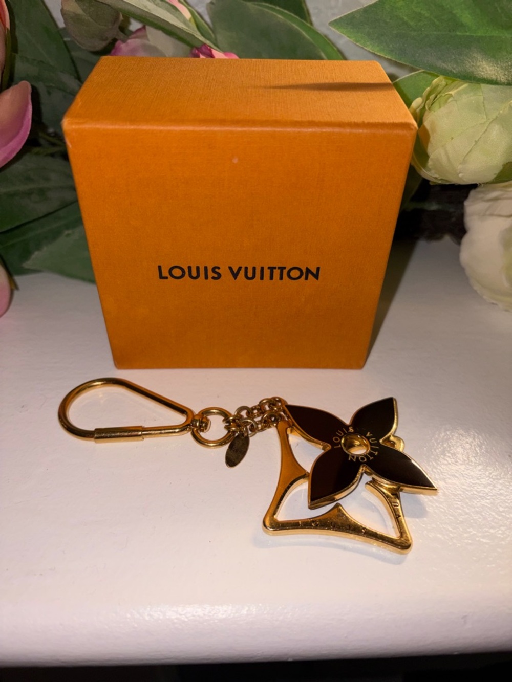 Louis Vuitton Gold and Black Monogram Flower Keychain - Picture 2 of 3